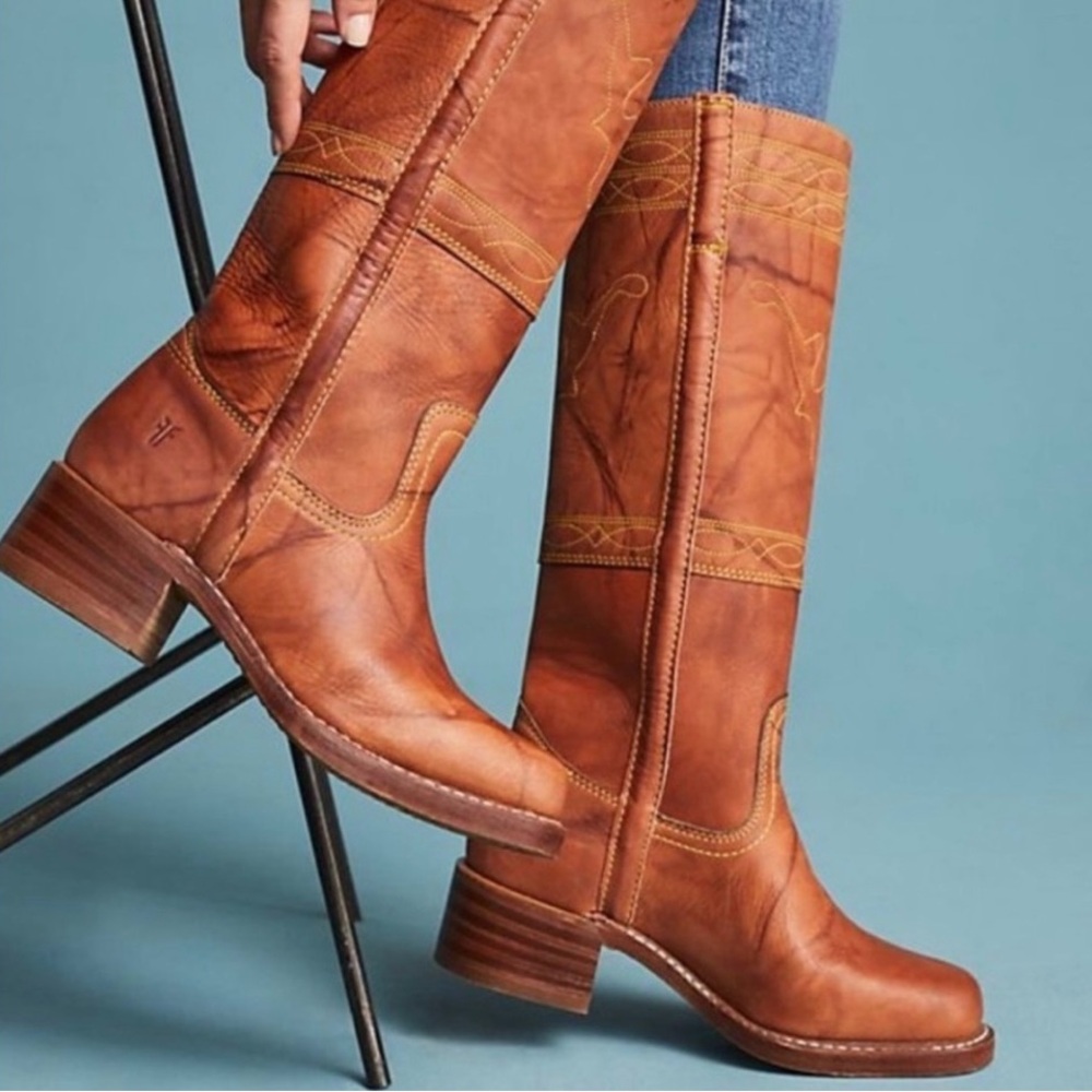 FRYE Banana Campus boots
